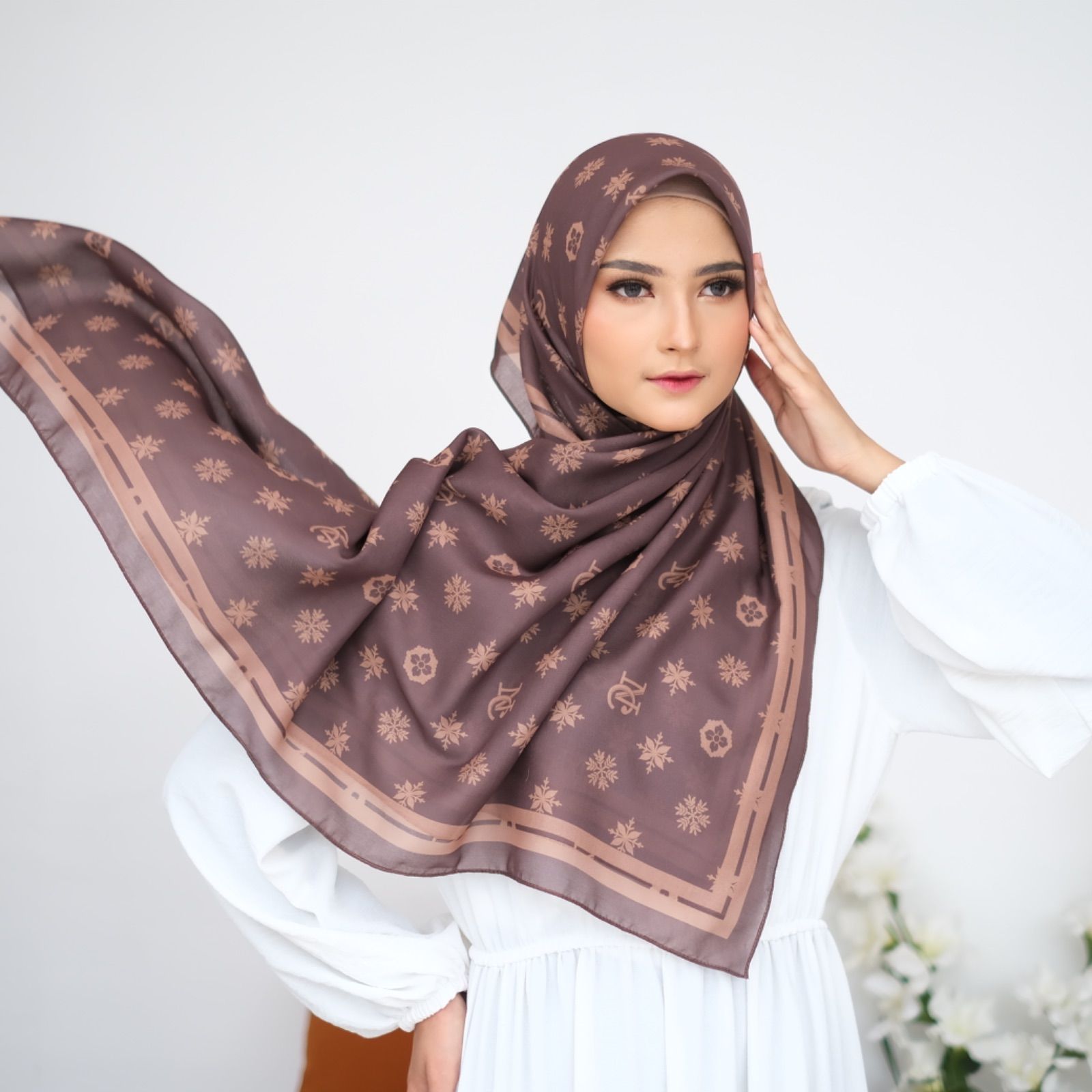 スクエアヒジャブ Nochi Monogram Series Hijab Cotton Voal Scarf ヒジャブ スカーフ - メルカリ