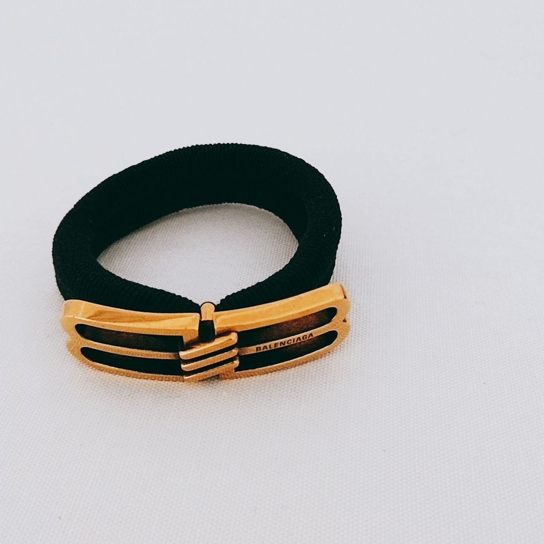 BALENCIAGA BBアイコンバレンシアガヘアゴム 新品未使用】BALENCIAGA BB アイコン バレンシアガヘアゴム