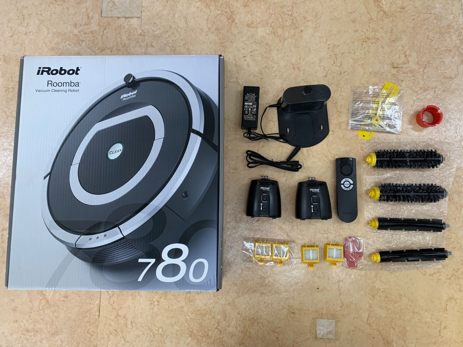 アイロボット掃除機　ルンバ780 新品未使用品 IROBOT 780 ルンバ アイロボット ルンバ 780 本体 未使用パーツ多数