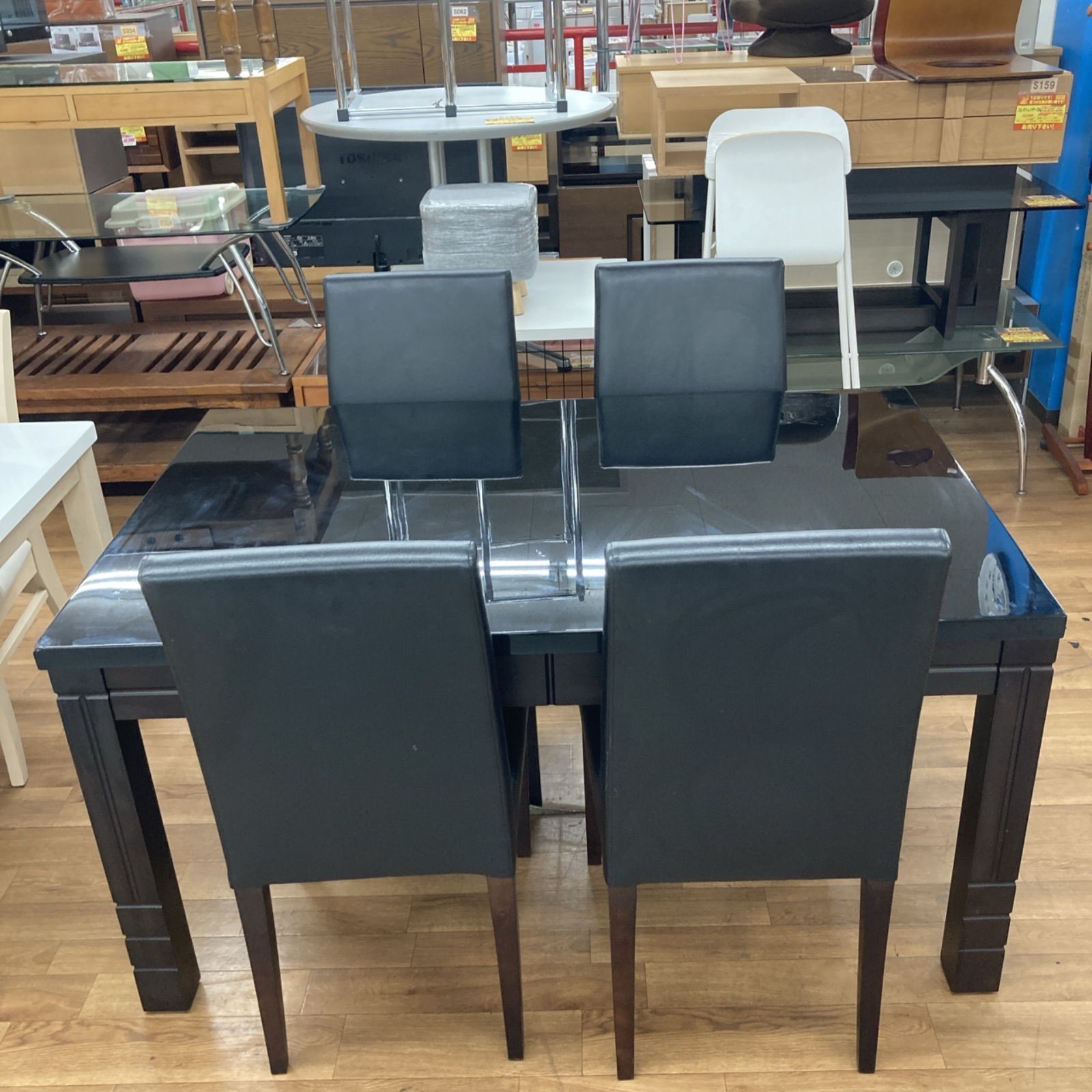 たのメル便　ダイニングテーブル ダイニングテーブルもメルカリで手放し!? メルカリの「梱包・発送たの