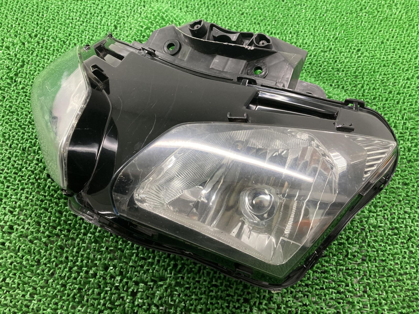 CBR400R ヘッドライト 社外 中古 バイク 部品 NC47 前期 修復素材に コケキズ無し 品薄 希少品 人気・おすすめ|多用途・生活用品におすすめ 口コミ人気 即納 CBR400R ヘッドライト 社外 中古 バイク 部品 NC47 前期 修復素材に コケキズ無し 品薄 希少品 人気・おすすめ|多用途・生活用品におすすめ 口コミ人気 即納