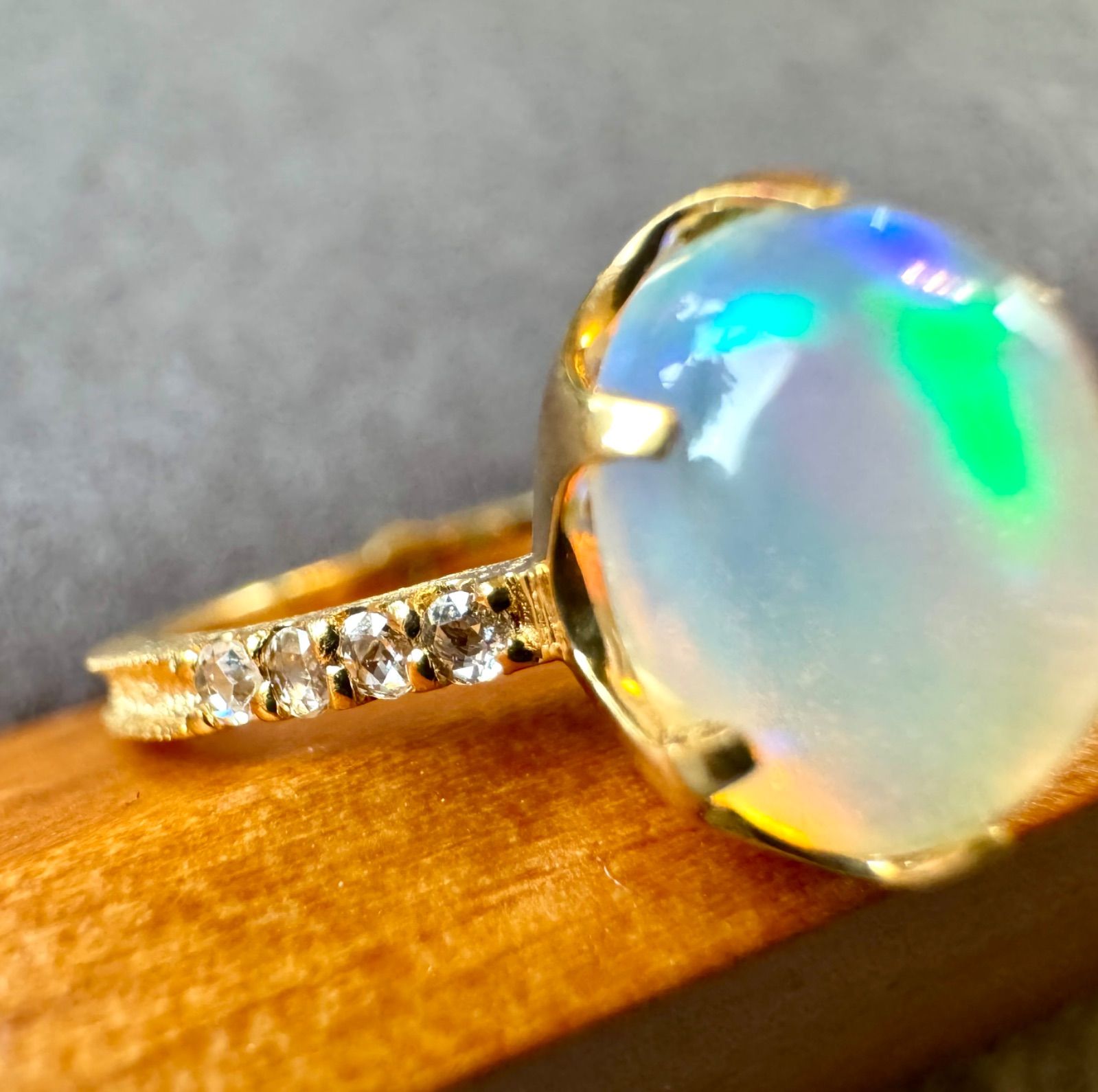 セイレーンアズーロ◆ K18YG*11号*オパール*ロゼッタリング*カボション セイレーンアズーロ◇ K18YG*11号*オパール*ロゼッタリング*カボション