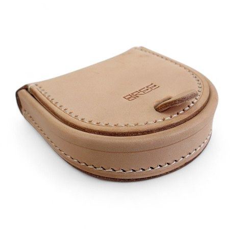 BREE レザーコインケース ベージュ ヌメ革コインケース！BREE ブリー ヌメ革の蹄型コインケース J9