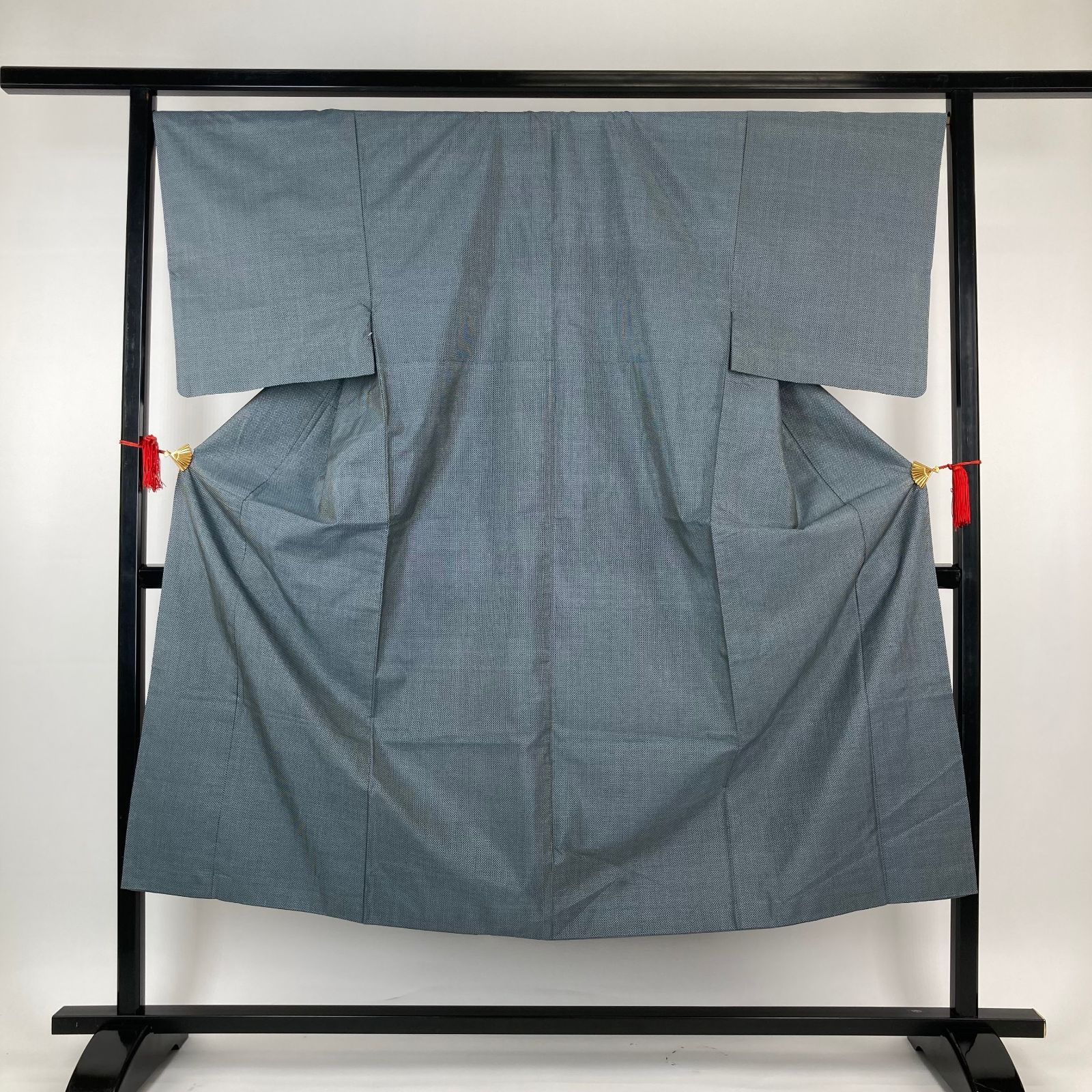 メンズリユース着物 紬 グレー 錆浅葱色 絣 袷 身丈 145cm 裄丈 68cm