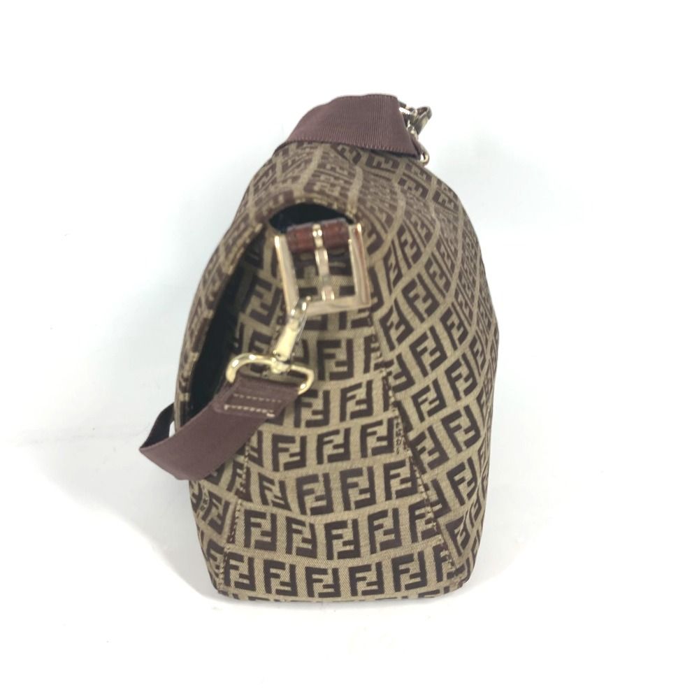 FENDI フェンディ ショルダーバッグ マンマバケット キャンバス FENDI フェンディ ショルダーバッグ マンマバケット キャンバス