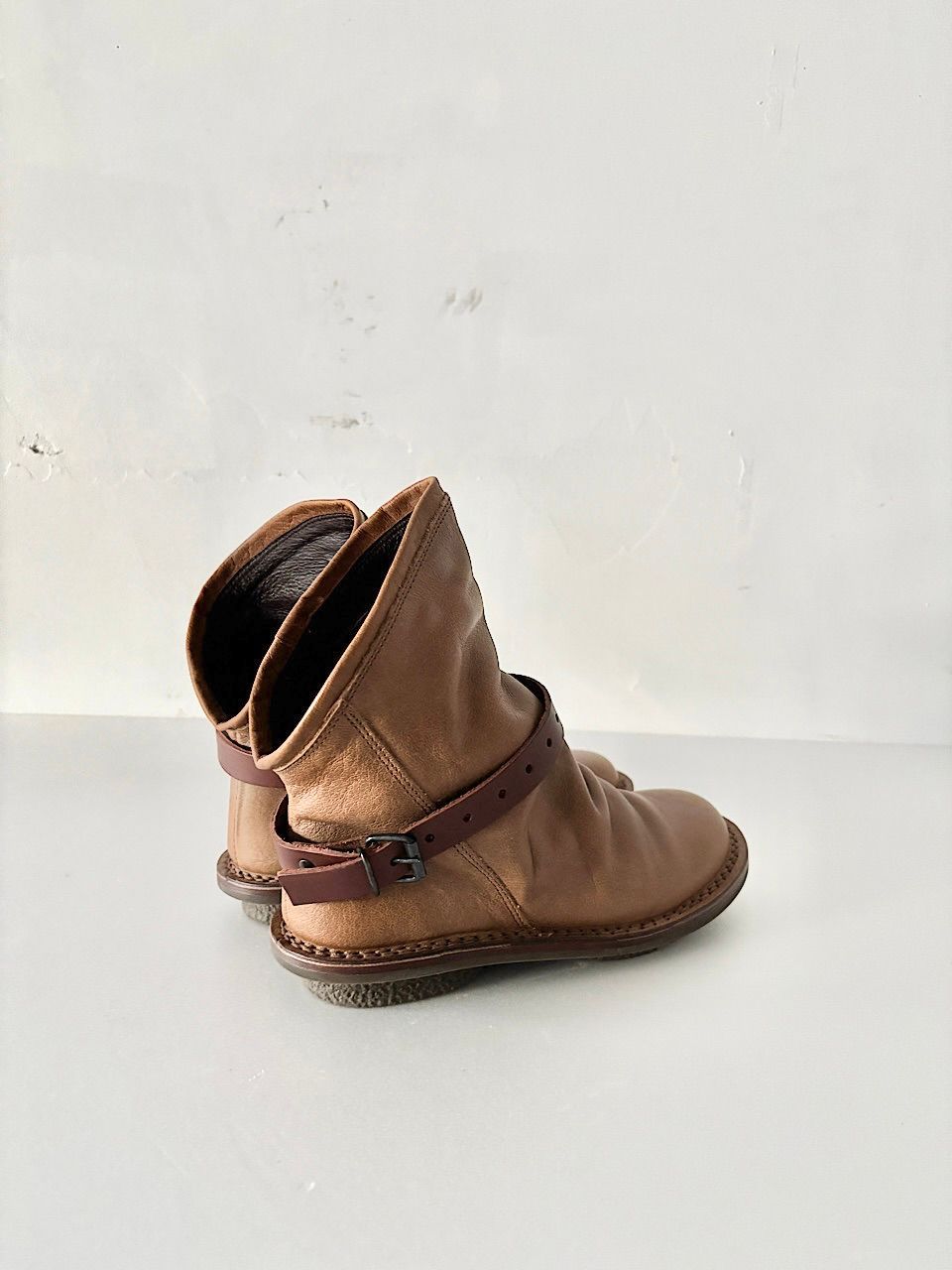 美品】trippen Bomb camel サイズ36 - メルカリ 