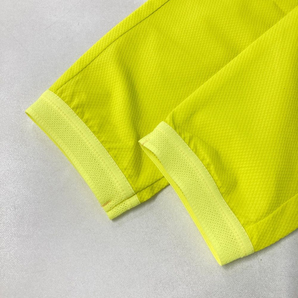 パンツ イエロー系