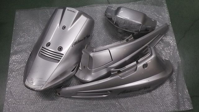 アドレスV100 CE13A の カウルセット 補修 傷:#1720058037 アドレス v100