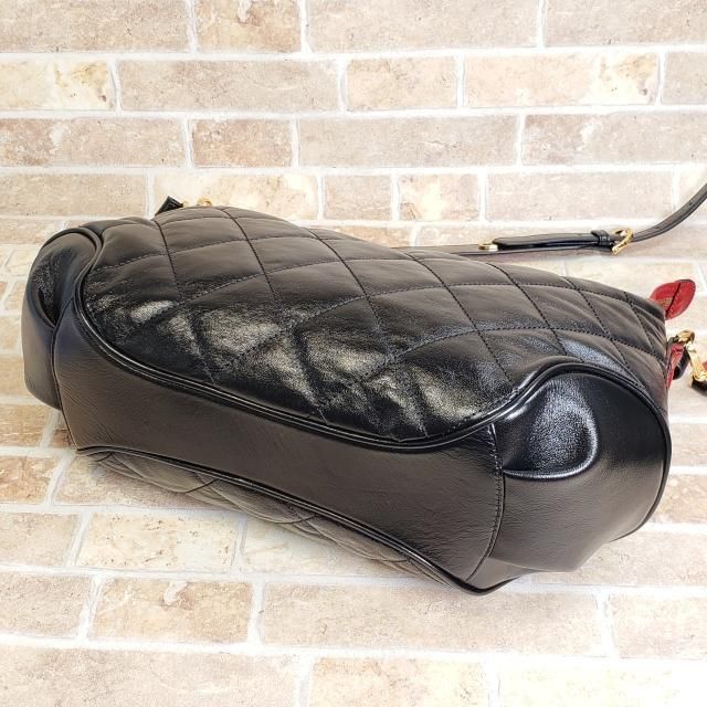 【未使用級】ココセリュックスゴールド　ハンドバッグ　2way キルティング　黒 未使用 ココセリュックス ゴールド ☆ キルティング 2WAY ショルダー