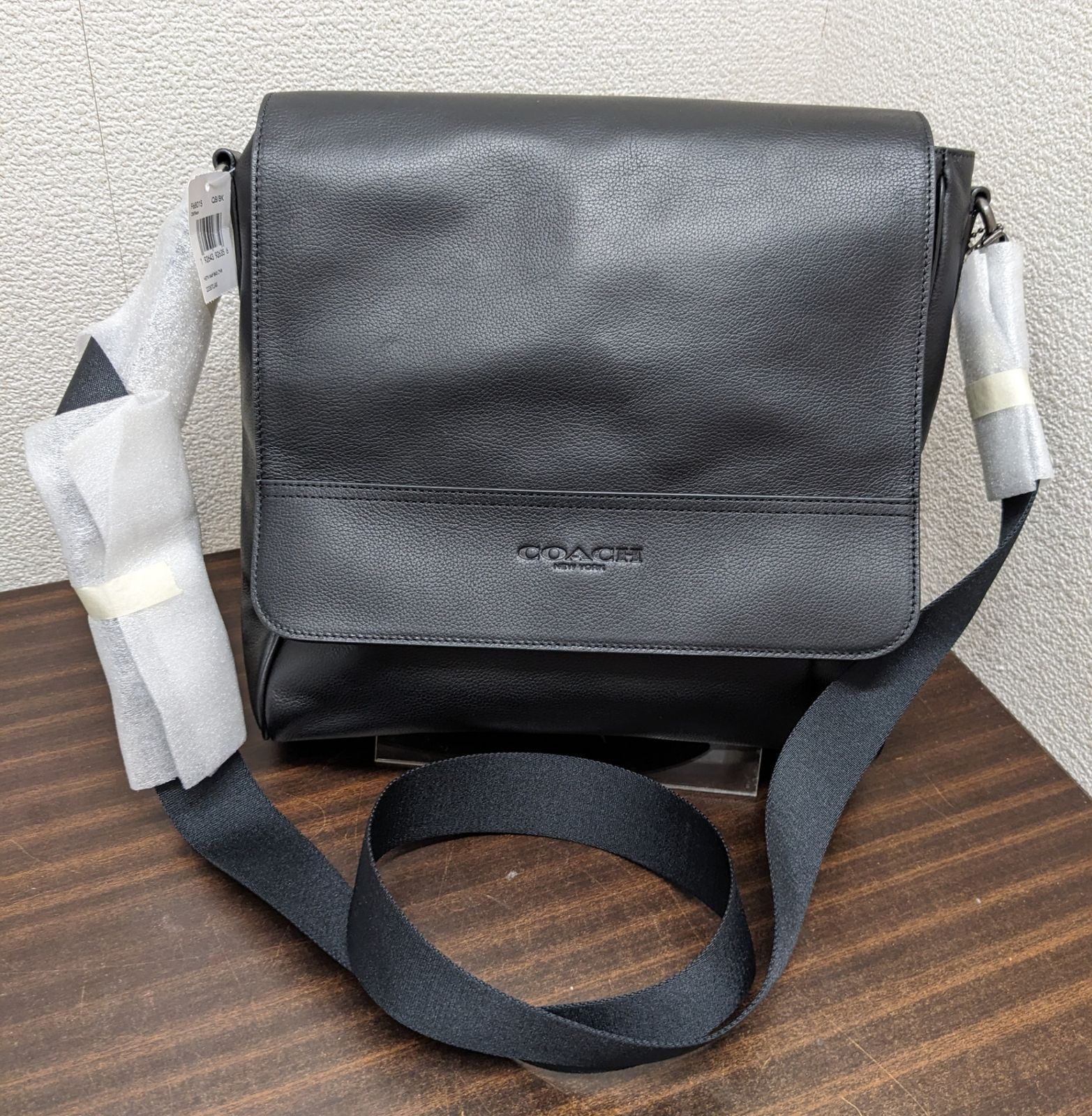 ◎ COACH コーチ ショルダーバッグ メンズ F68015