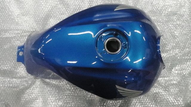 CB400SF NC42 ガソリンタンク CB400SF NC42純正ガソリンタンク燃料タンク フューエルタンク