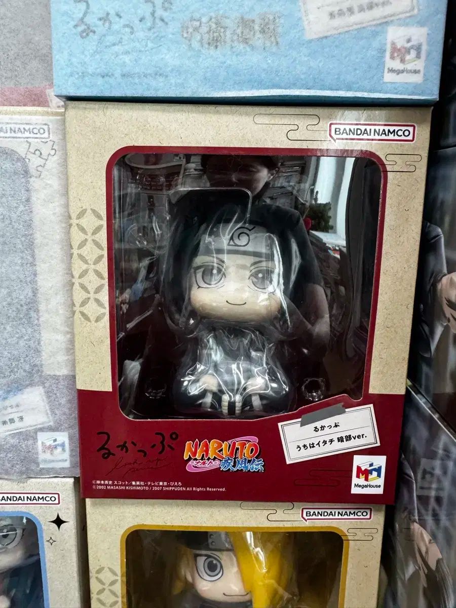 【雷市場（ポンジャン）商品韓国直送】 ナルト うちは イタチ ルックアップ (未開封) クッション付属)