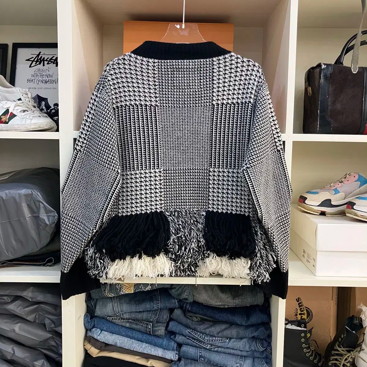 sacai サカイ　フリンジ付きパターン編みニット SACAI(サカイ) パターン フリンジ ニット - メルカリ