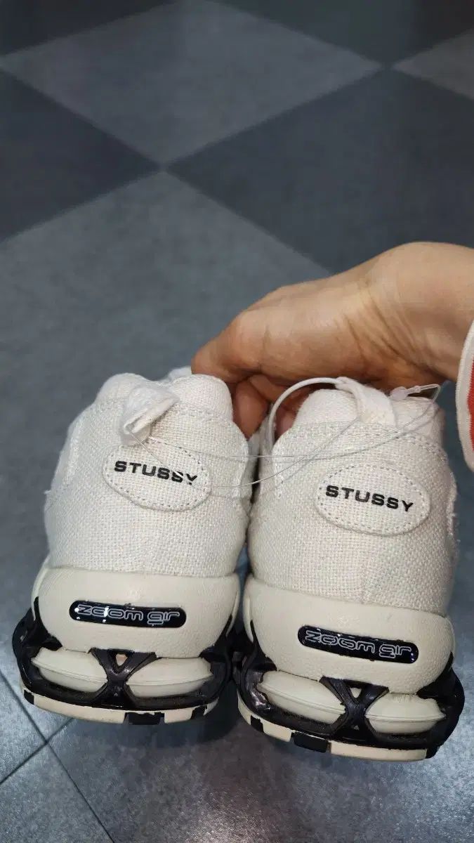 NIKE ナイキ STUSSY ステューシー スピリドン ケージ 2 ベージュ