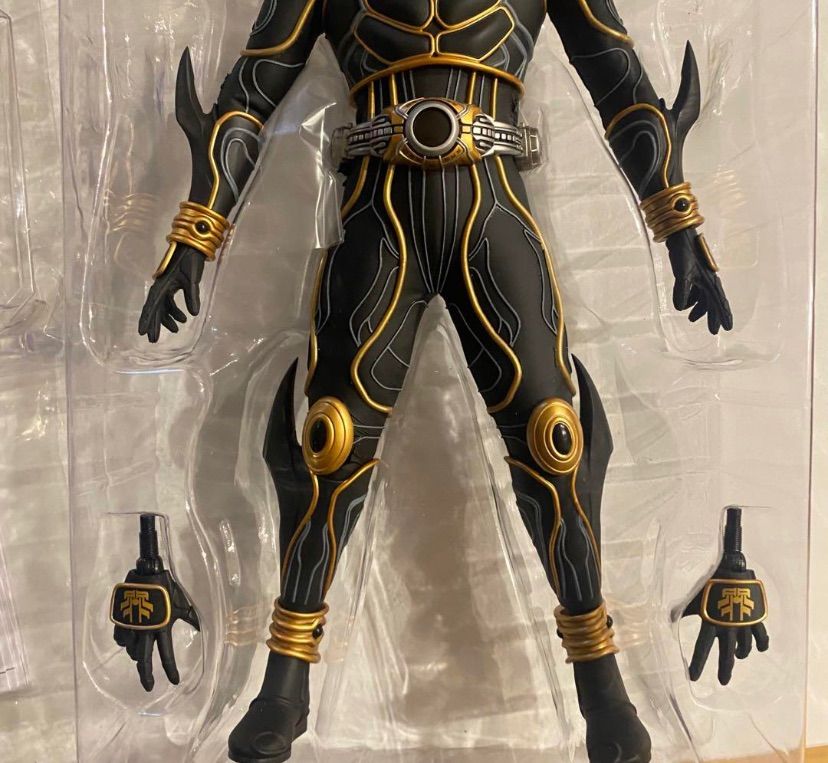 RAH No.759 仮面ライダークウガ アルティメットフォーム 2017 RAH No.759 仮面ライダークウガ アルティメットフォーム 2017