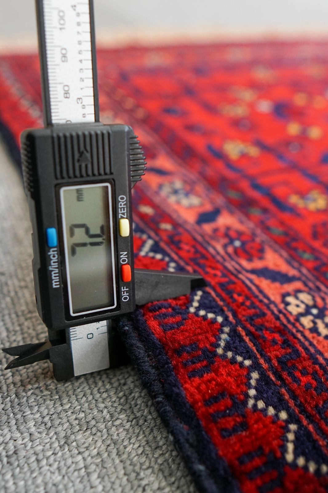 109×57cm【アフガニスタン手織り絨毯 カールモハメディ】ペルシャ絨毯