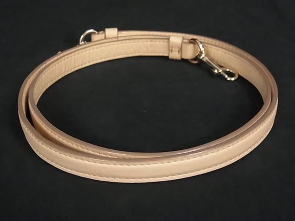 CocoRo♡farm ワッサーのような硬い桃（美郷）4kg CocoRo♡farm 新鮮な