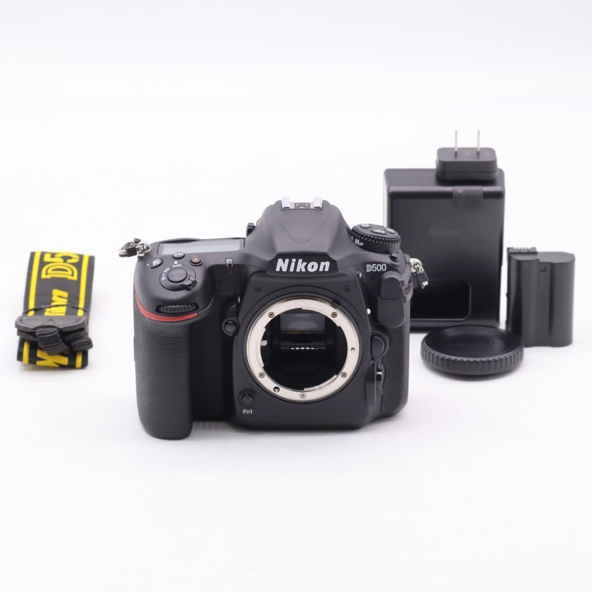 Nikon d500 ボディ　美品 Amazon | 【整備済み品】 Nikon デジタル一眼レフカメラ D500