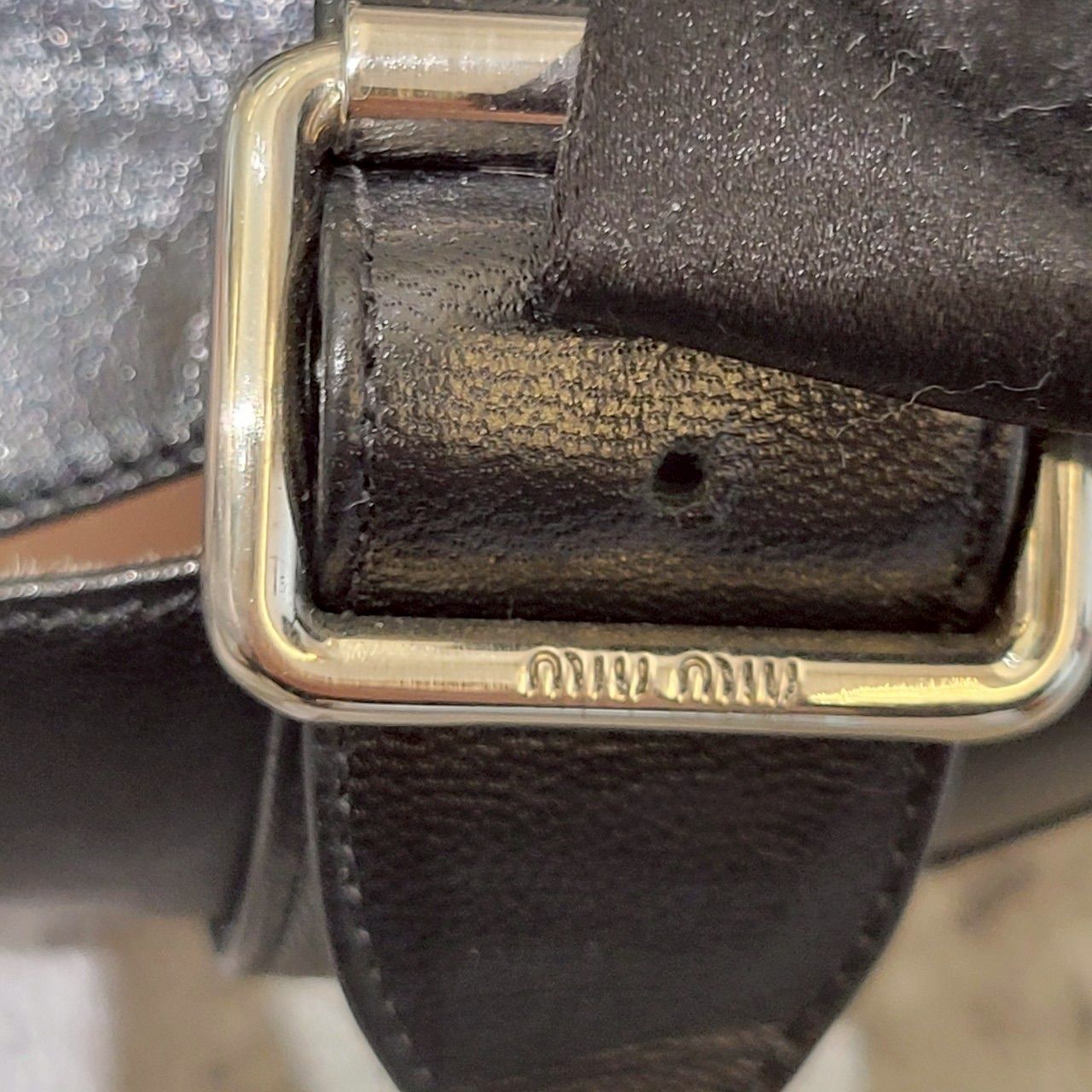 miumiu リボンレザーフラットシューズ　38サイズ ミュウミュウ miu miu レザー ZIPデザイン リボンベルト