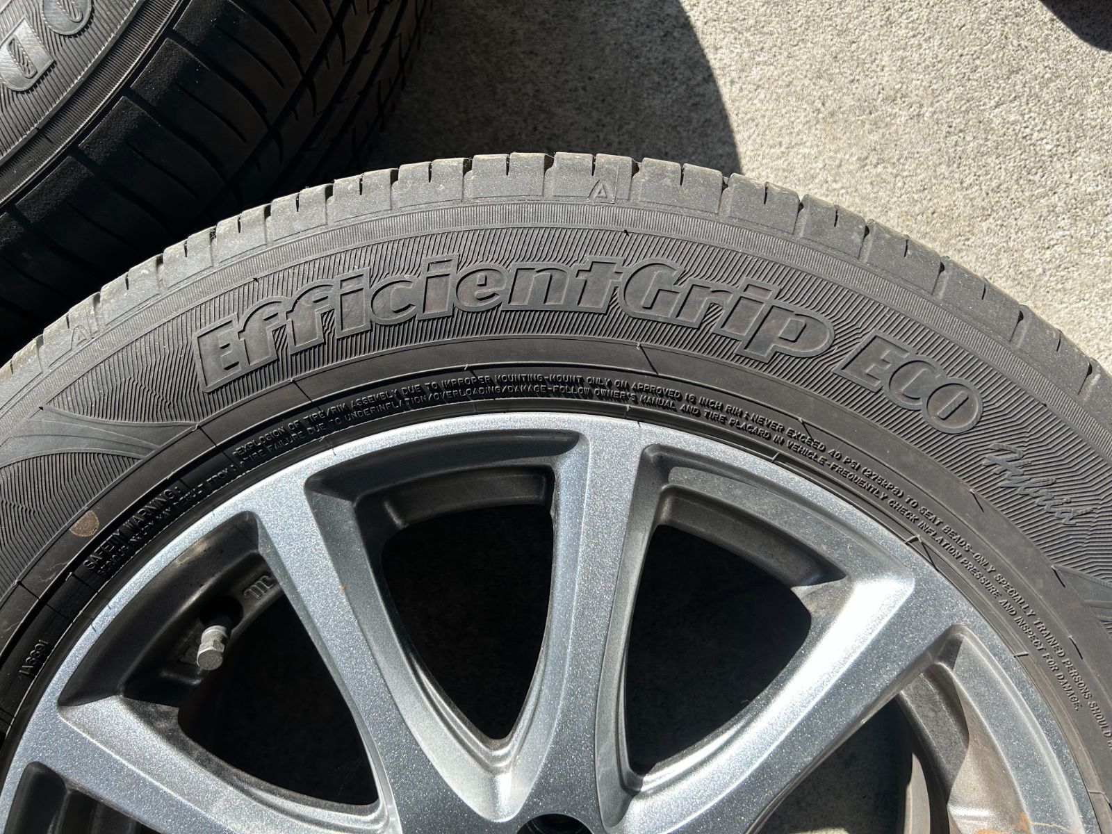 LA-STRADA TIRADO 7J-16 off+40 pcd114.3/5H PIRELLI ピレリ 215/60R16