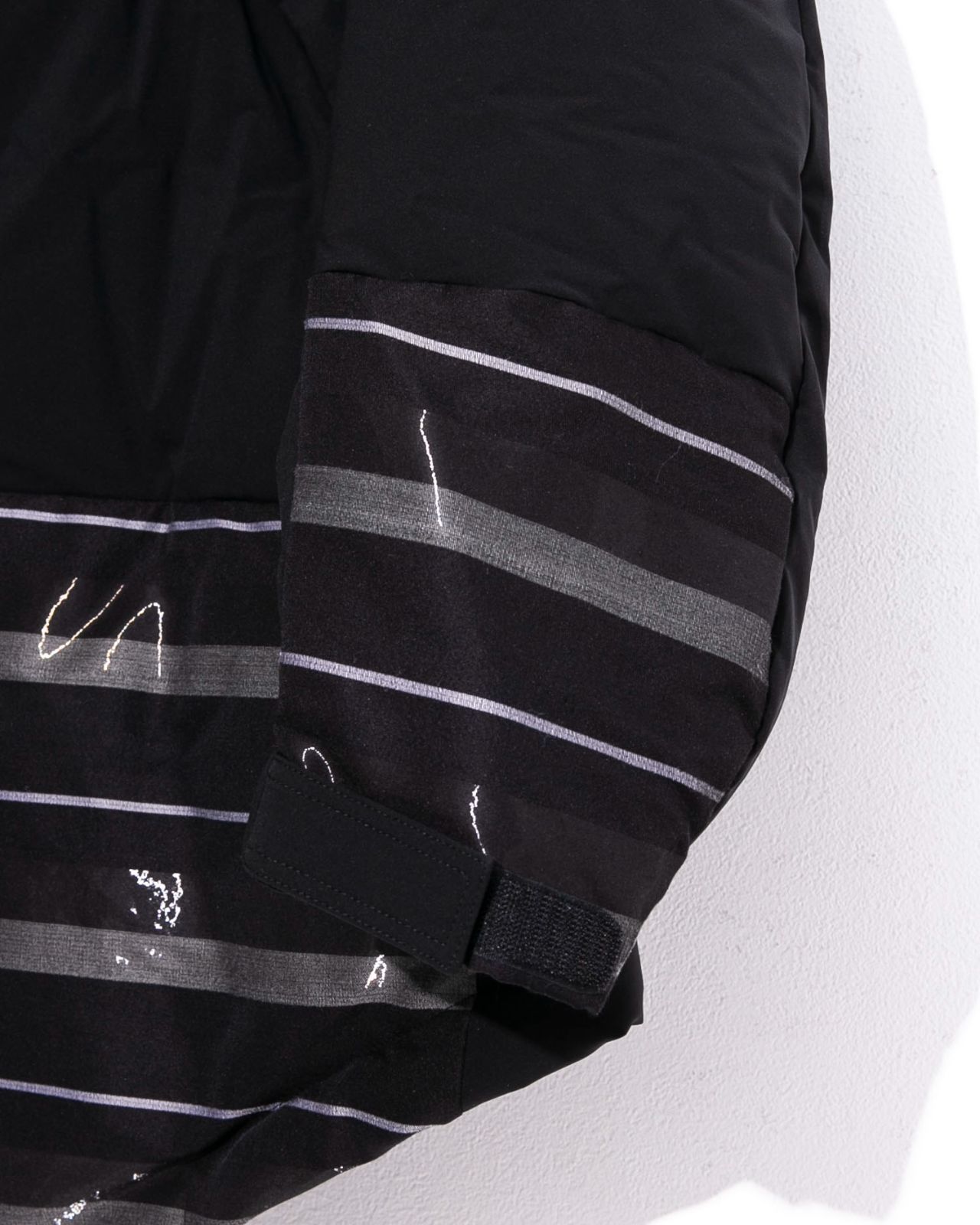 Licht Bestreben リヒトべシュトレーベン DOWN JAKCET LB20AW-DW01-TG