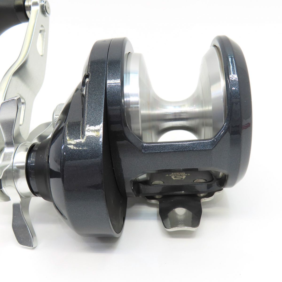 SHIMANO シマノ 20 TORIUM トリウム 2000HG 04220 右ハンドル