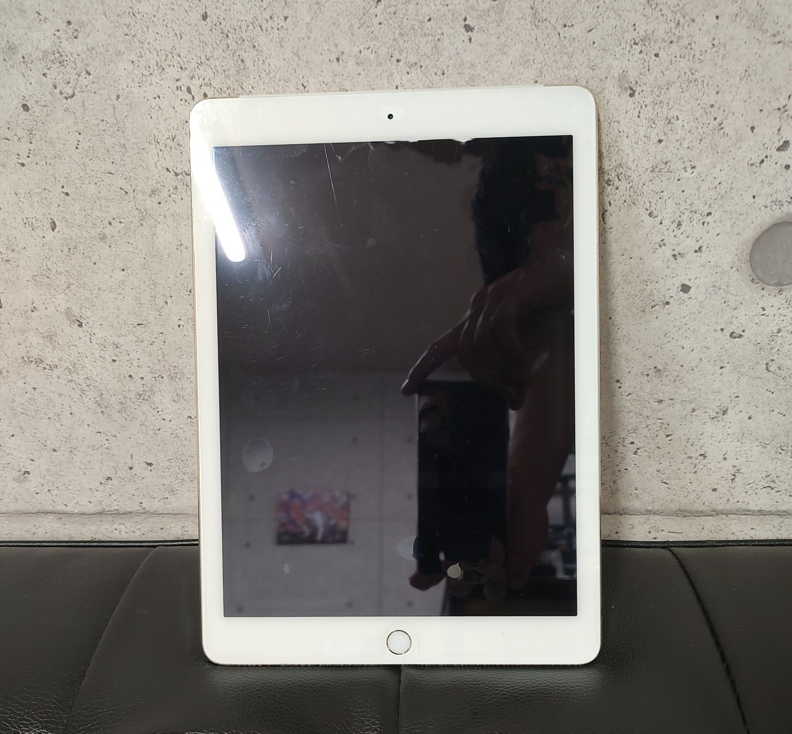 iPad Air2 16 GB Wi-Fi➕au 美品 - iPad本体