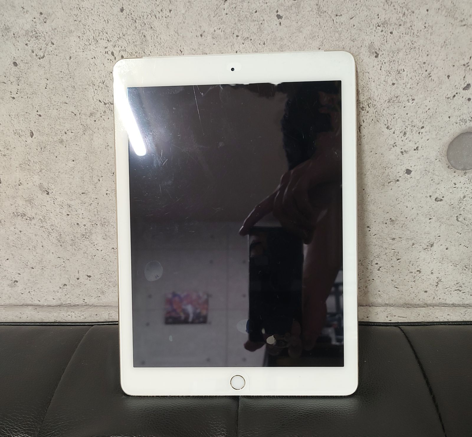 iPadAir2 16GB Wi-Fi＋セルラーモデル A1567 - 超iPhone革命中古専門店