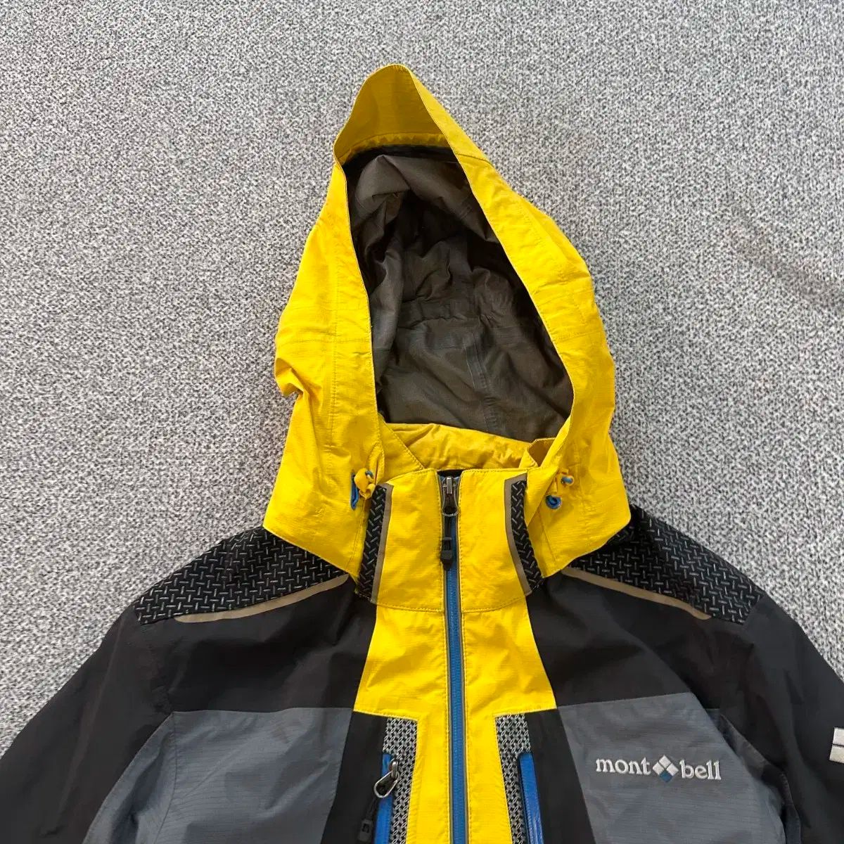 モンベル ゴアテックス ウィンドブレーカー