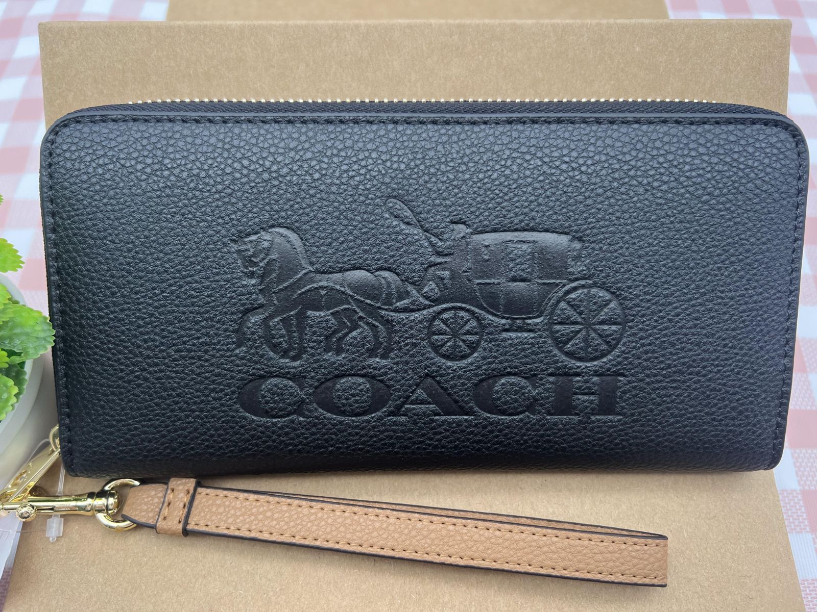 COACH コーチ 長財布 財布 ブラック 馬車 新品未使用 ロゴ レザークーポン配布 プレゼント ギフト 贈り物 ウォレット メンズ 新品 未使用 C125