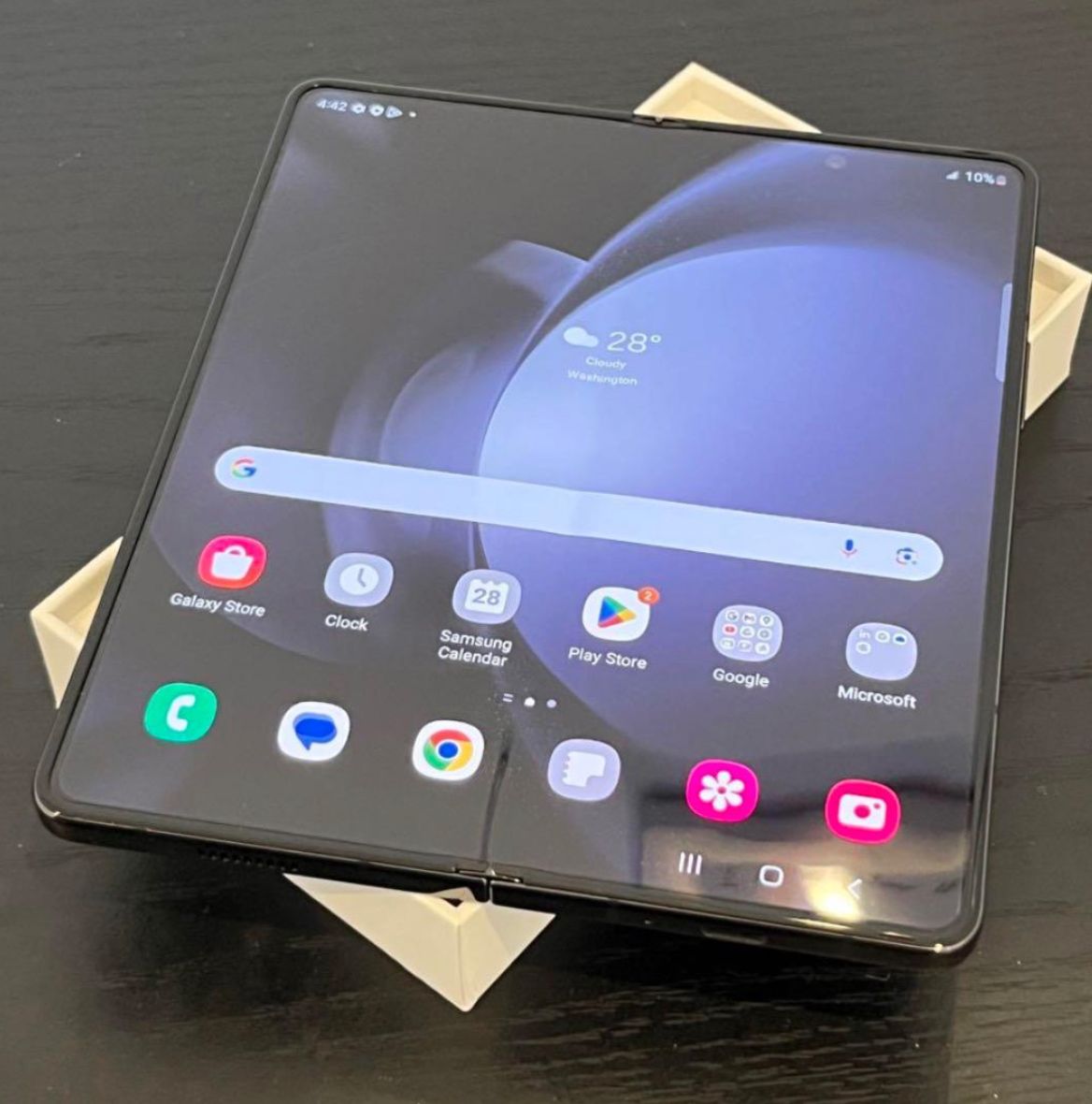 Galaxy Z Fold 5 SIMフリー 美品 Galaxy Z Fold 5 新品 128,000円 中古 85,000円 | ネット最安値
