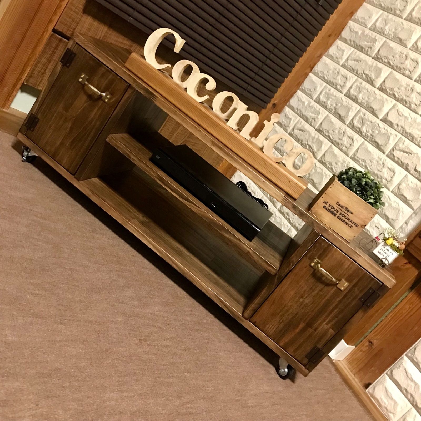 3色&9種類の取っ手から選べる】両側扉付きテレビボード特別価格 な