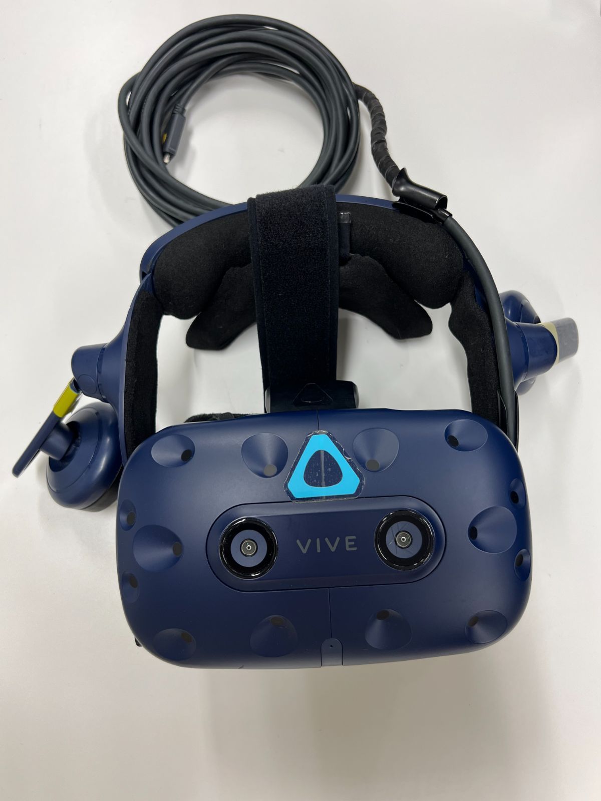 HTC VIVE Pro HMD 本体のみ レンズひび割れ有