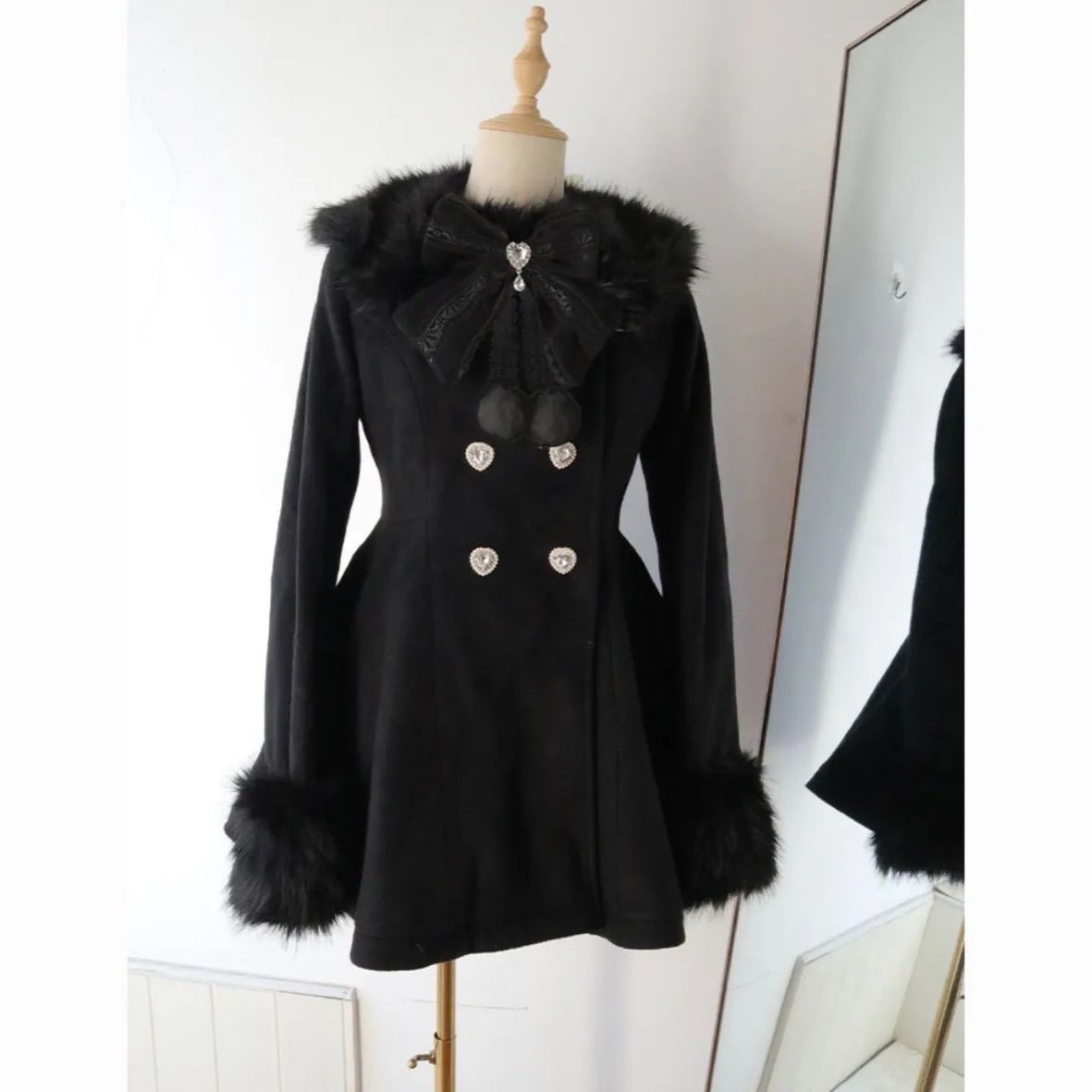 ピンクハウス 袖牛革つかい くまちゃんモコモコワッペン