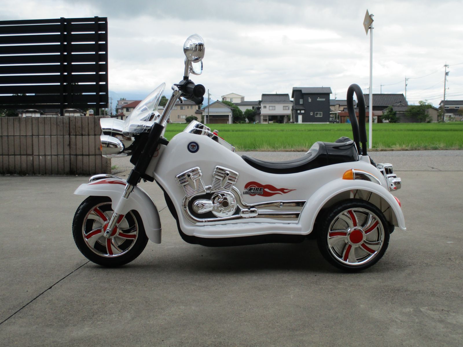 【希少 新品訳あり】電動乗用玩具 アメリカンバイク サイドカー 二人乗り - メルカリShops