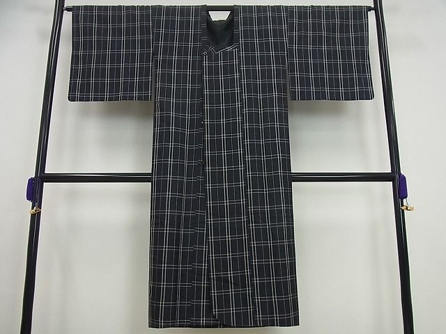 平和屋本店■極上　道行コート　ロング丈　伝統工芸品　格子紬　単衣　黒地　高島屋扱い　反端付き　逸品3s5326 平和屋本店□極上 道行コート ロング丈 伝統工芸品 格子紬 単衣 黒地