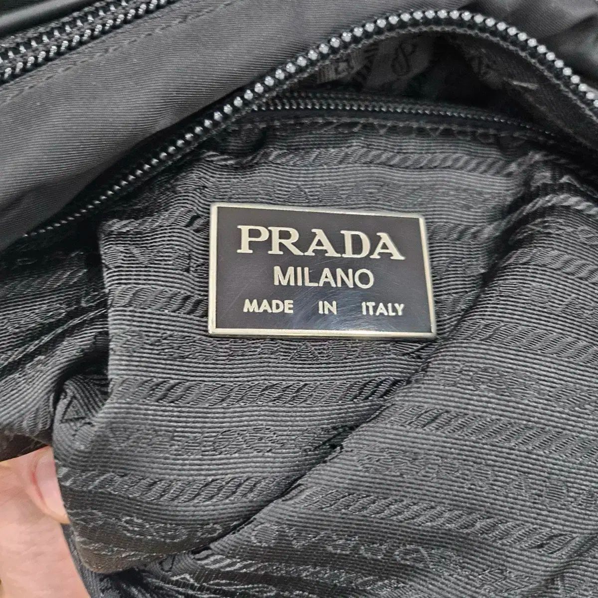 PRADA(プラダ) ナイロン プラダ ショルダーバッグ クロスバッグ ラージ