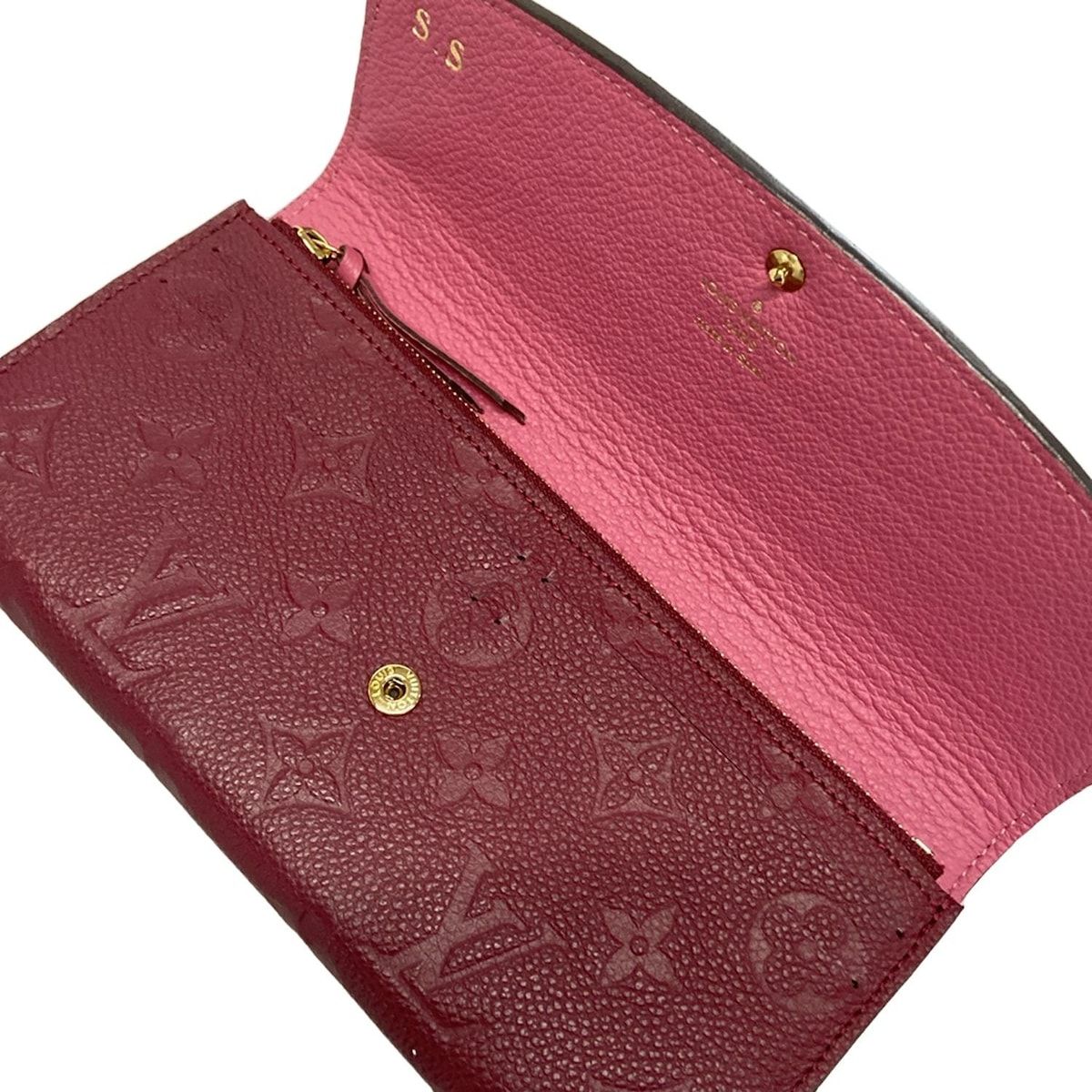 VUITTON