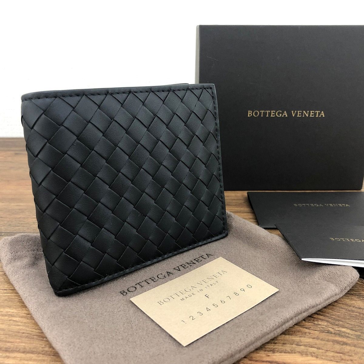 新品未使用品 BOTTEGAVENETA 二つ折り財布 黒 ボッテガヴェネタ www