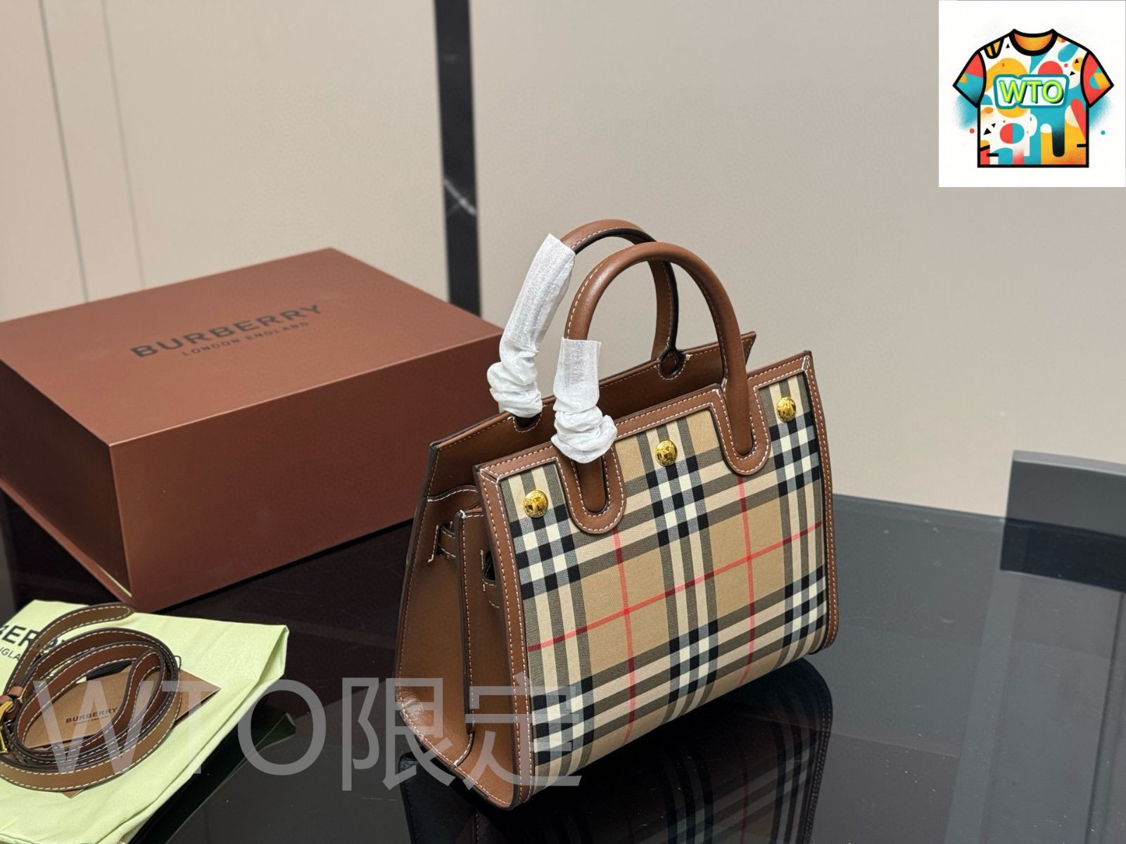 今日WTO】Burberry バーバリー フランシス シリーズ 帆布&牛皮