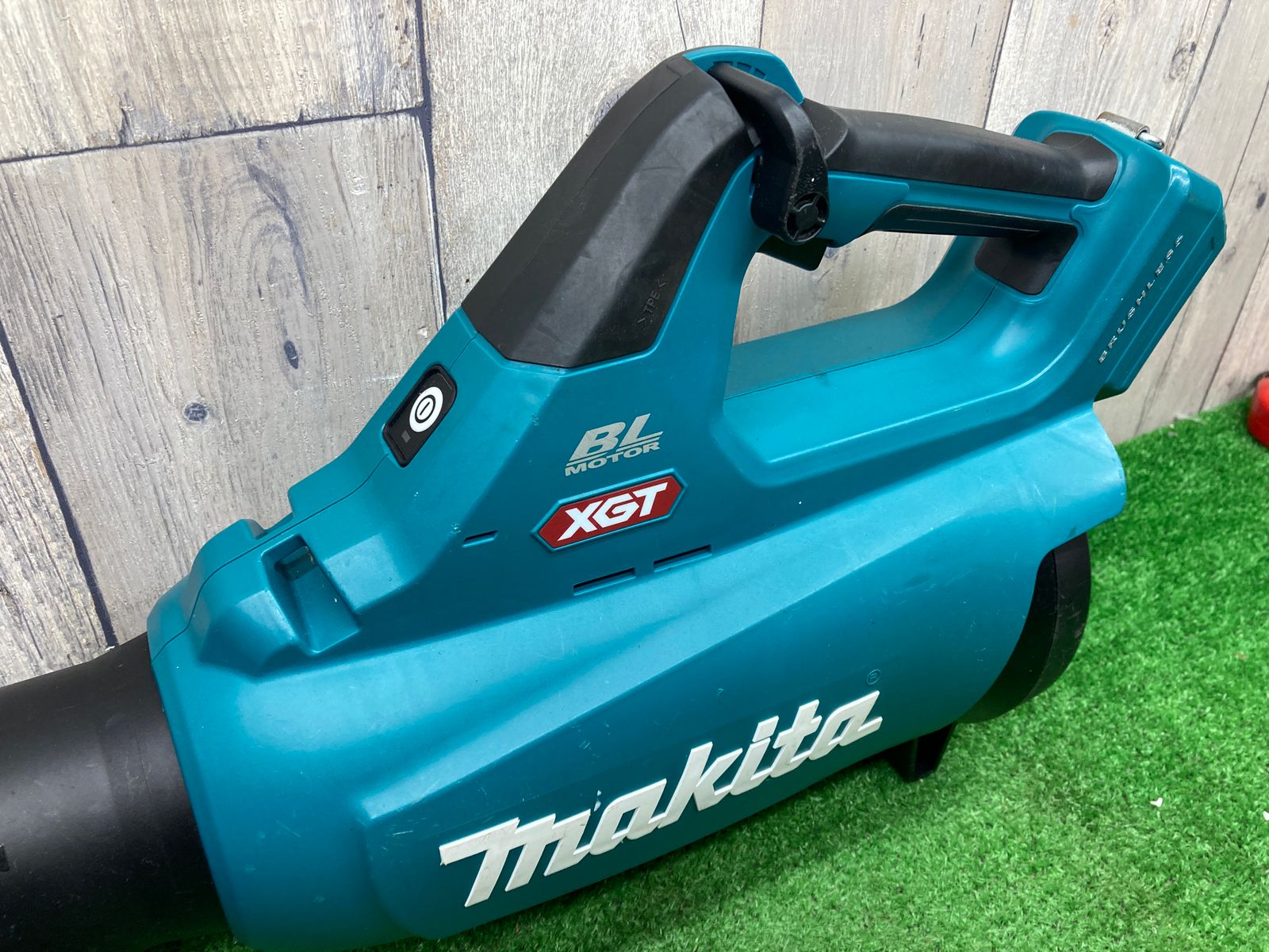 中古品】◇Makita マキタ 40V max 充電式ブロワ 本体のみ MUB001GZ◇アクトツール富山店◇O - メルカリ