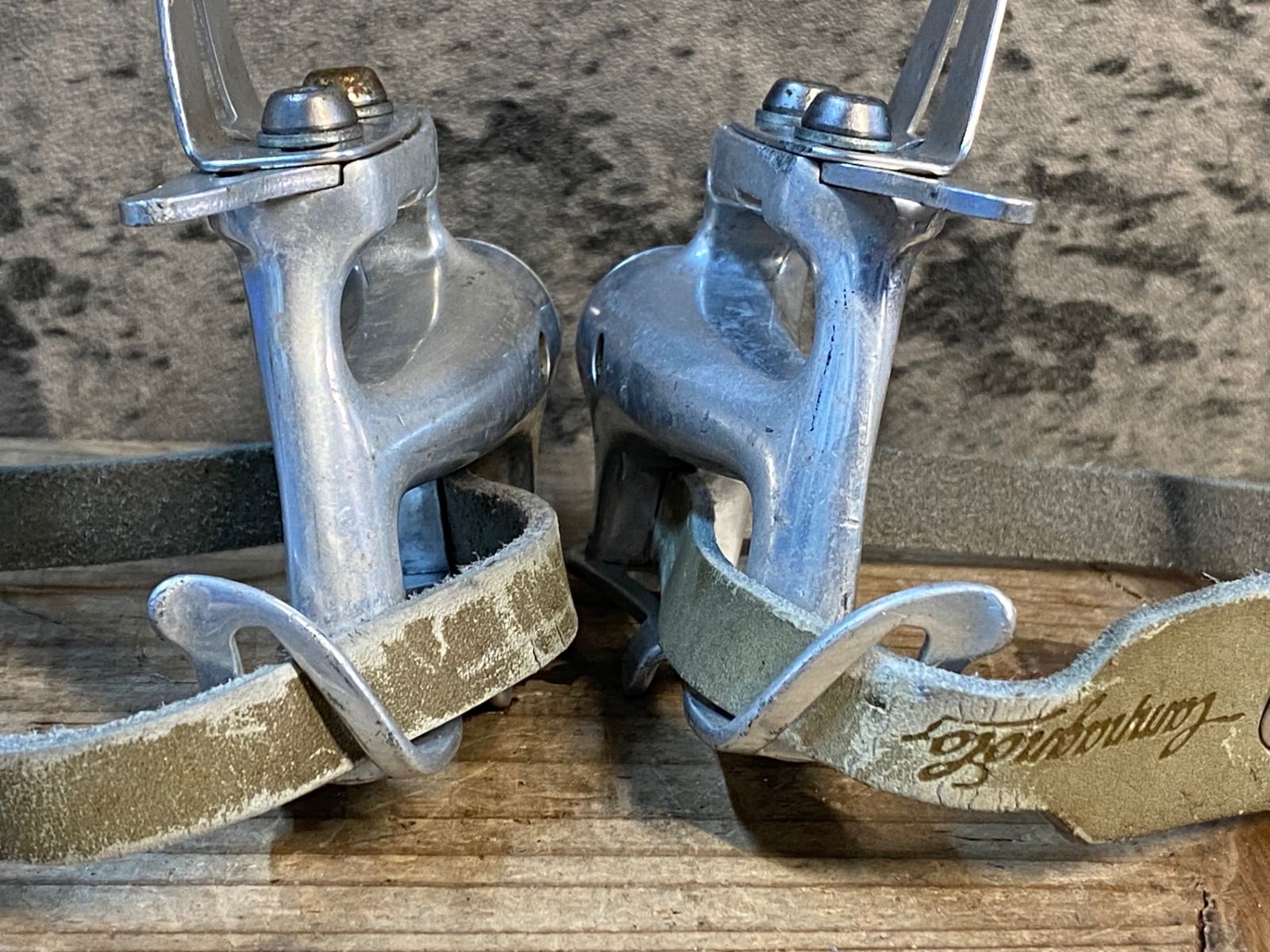 トゥークリップ ペダル