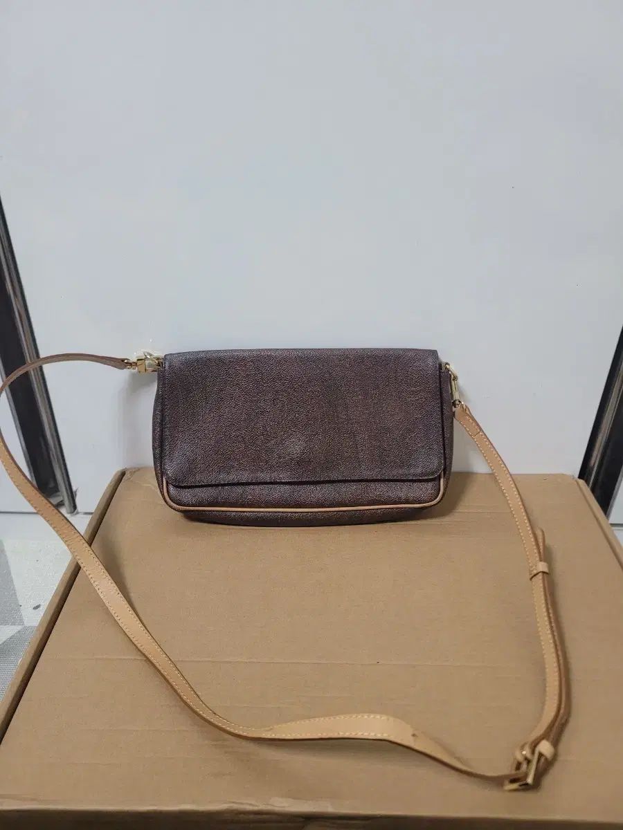 ETRO(エトロ) ペイズリー ペイズリー柄 ショルダーバッグ