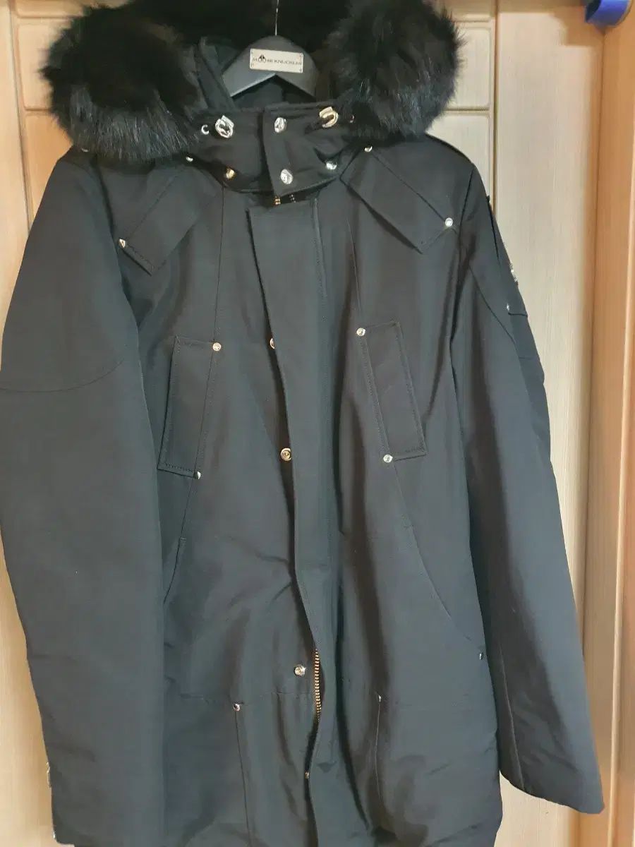 MOOSE KNUCKLES ムースナックルズ STIRLING 黒 ファー メンズ ダウンジャケット M サイズ