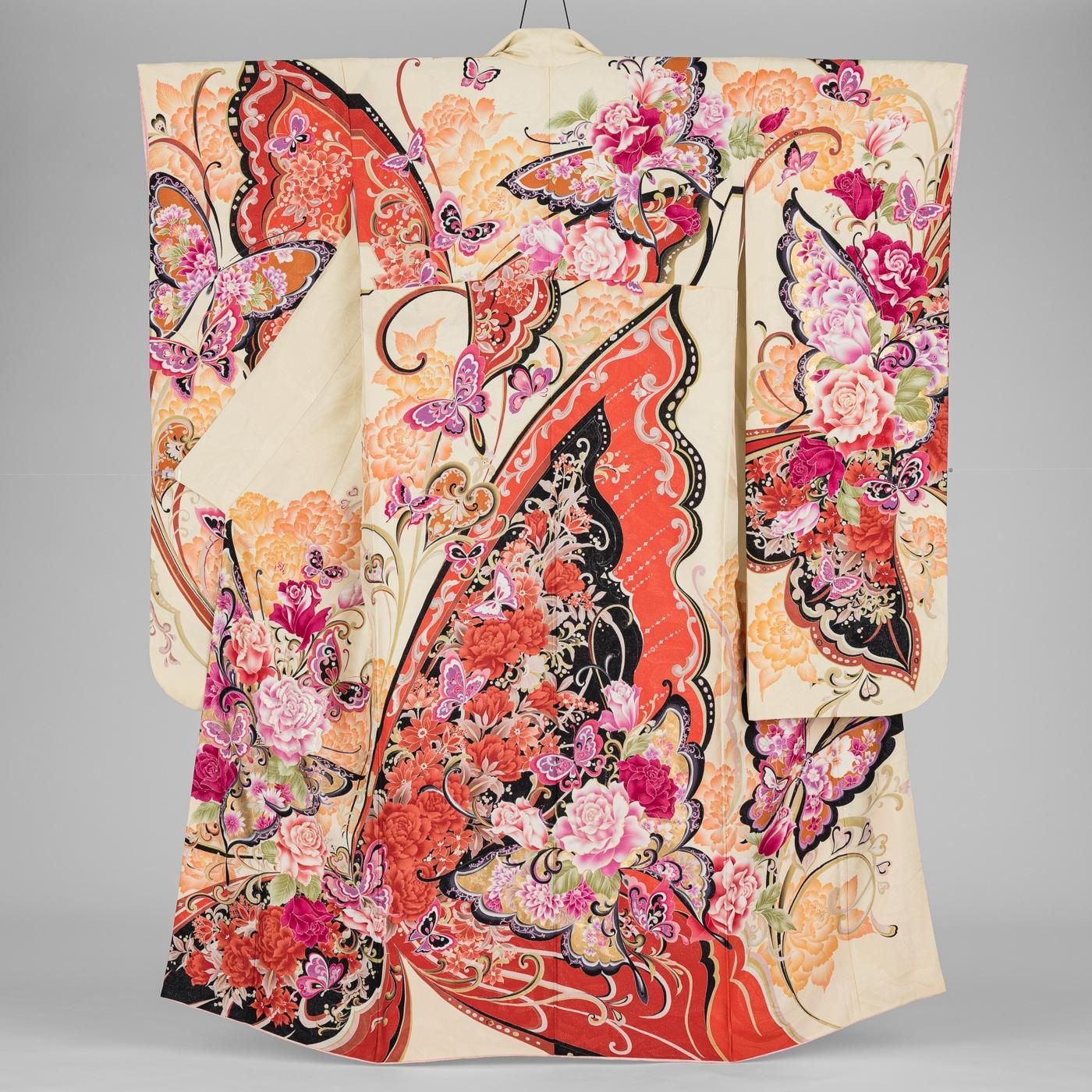 振袖 森英恵デザイン 蝶と薔薇 - メルカリ