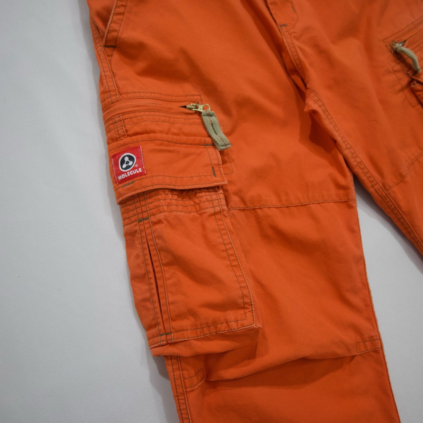 MOLECULE Vivid Resucue Orange Design Cargo Pants モレキューレ ビビッド レスキューオレンジ デザイン  カーゴパンツ - メルカリ