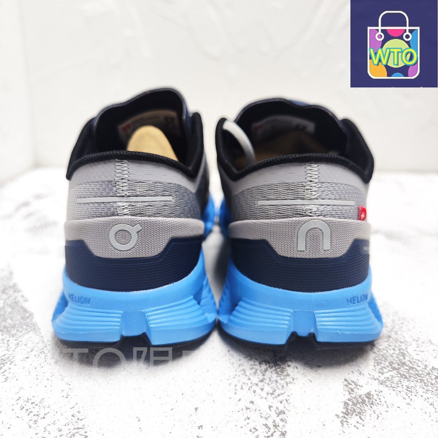 On Cloud X Sneakers オン クラウドX ジョギング スポーツ