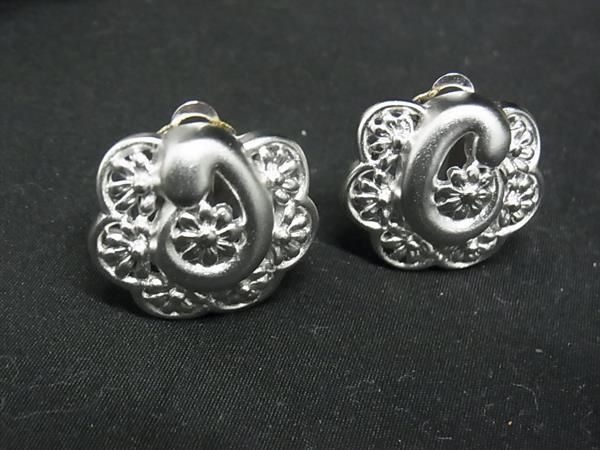 ■美品■ NINA RICCI ニナリッチ クリップ式 イヤリング アクセサリー レディース シルバー系 DK0672