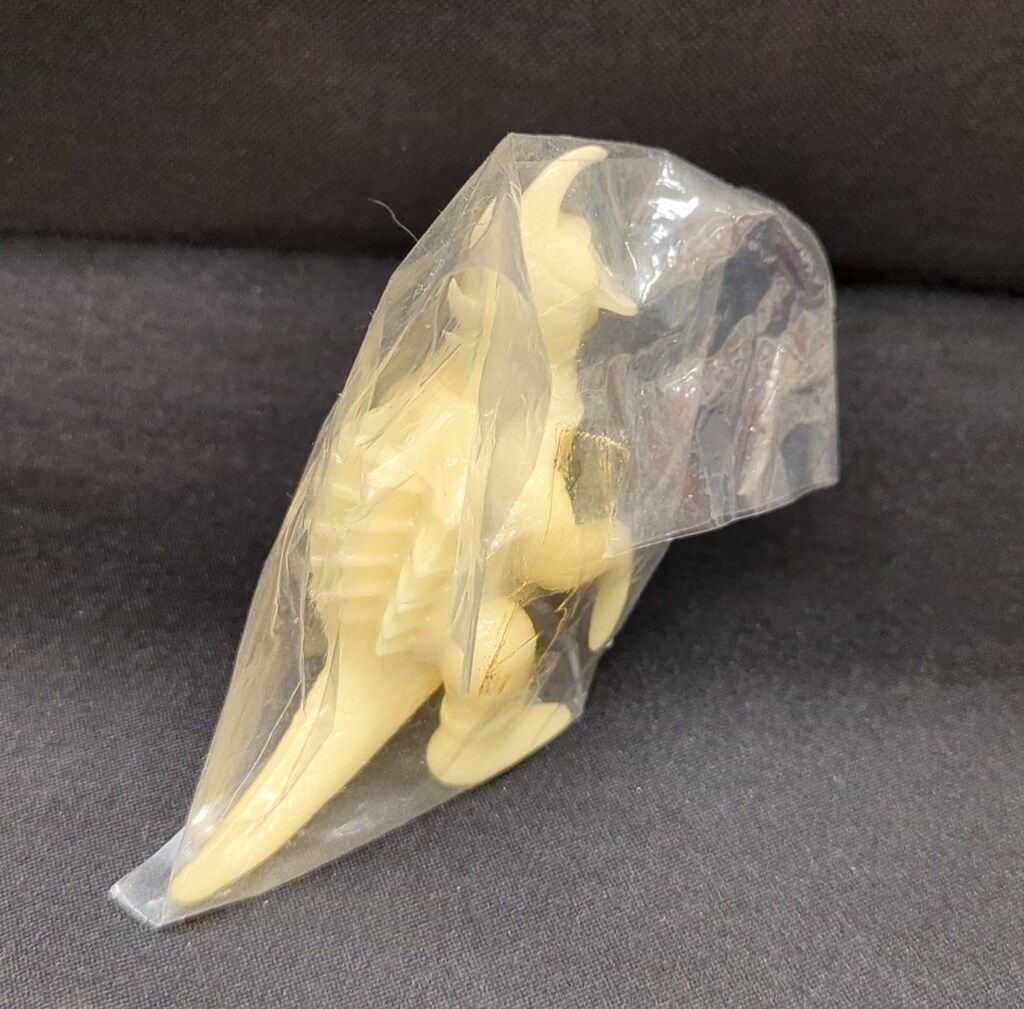 M1号 世紀の大怪獣ブルマァクの怪獣シリーズ ガイガン/蓄光成型/未塗装