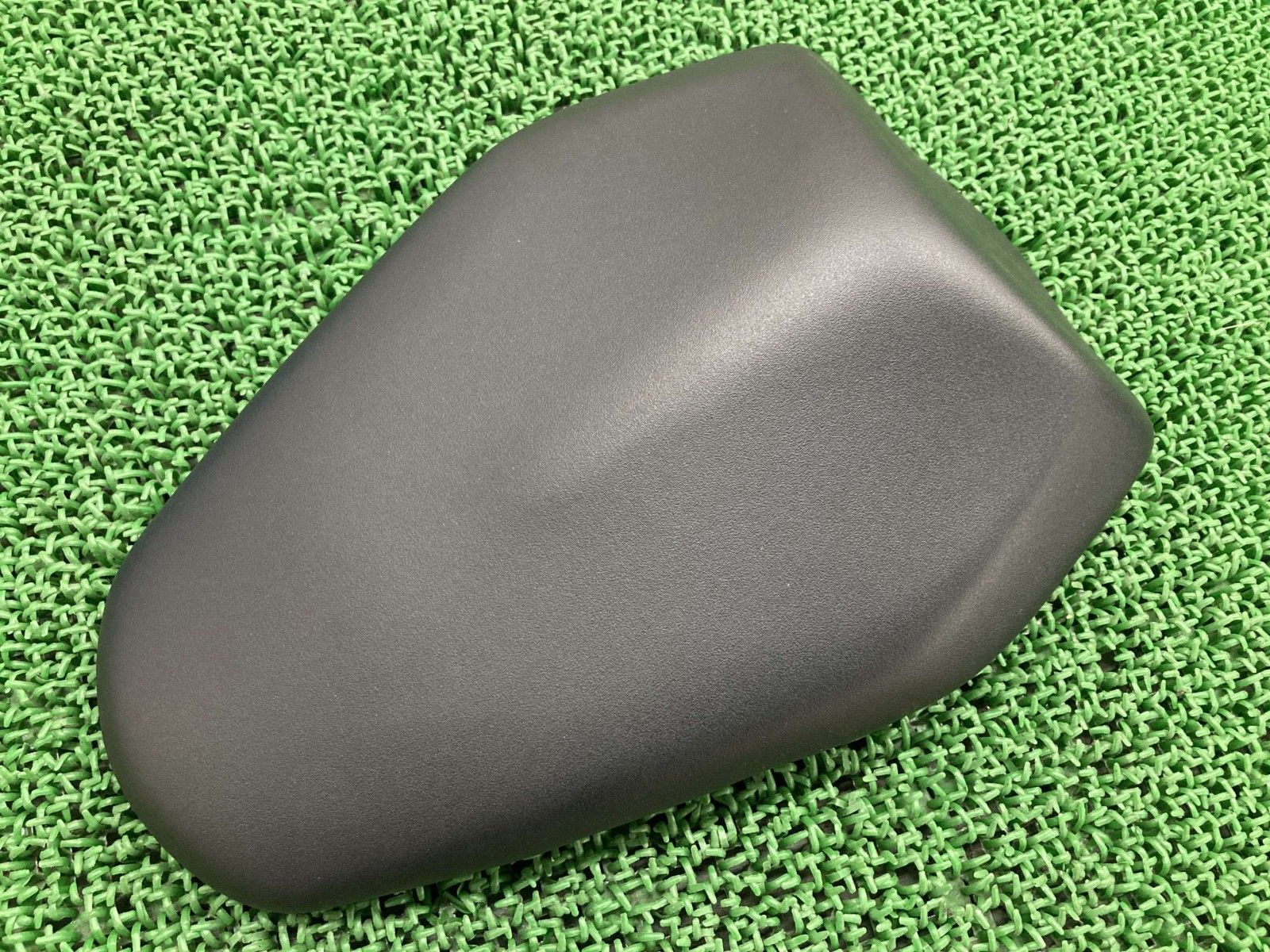 ZX-25R タンデムシート 53066-0671 カワサキ 純正 バイク 部品 ZX250E コンディション良好 破れ無し 品薄 品 nA